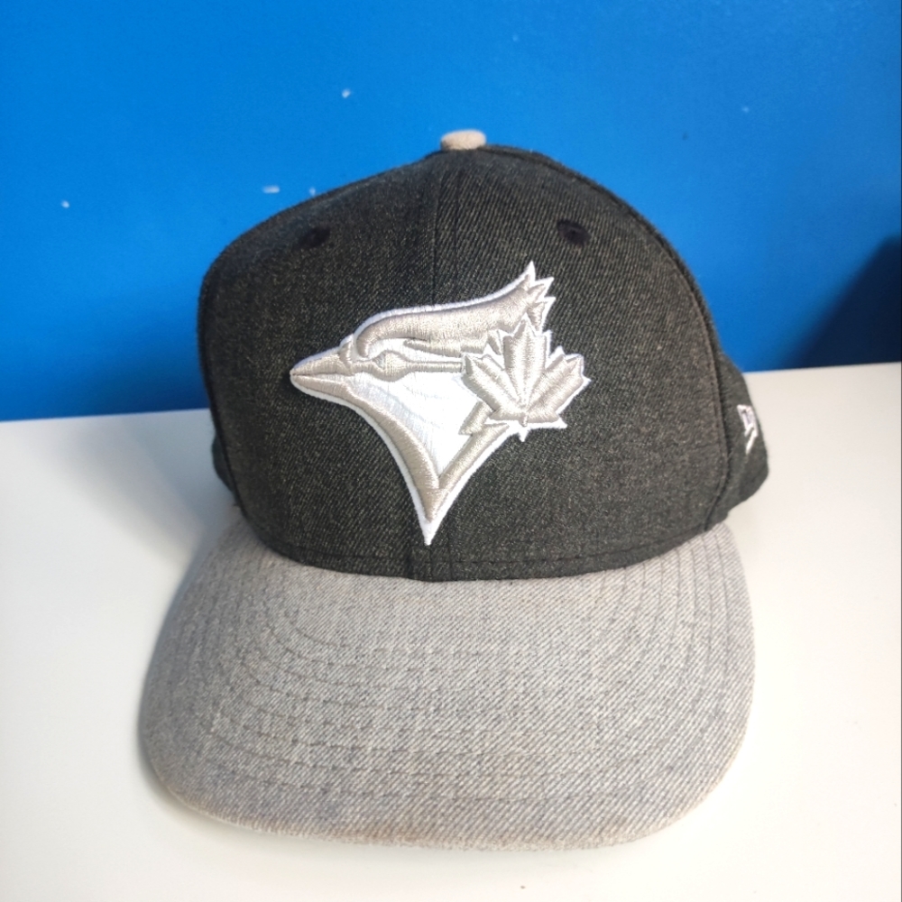 Silver blue Jays fitted hat